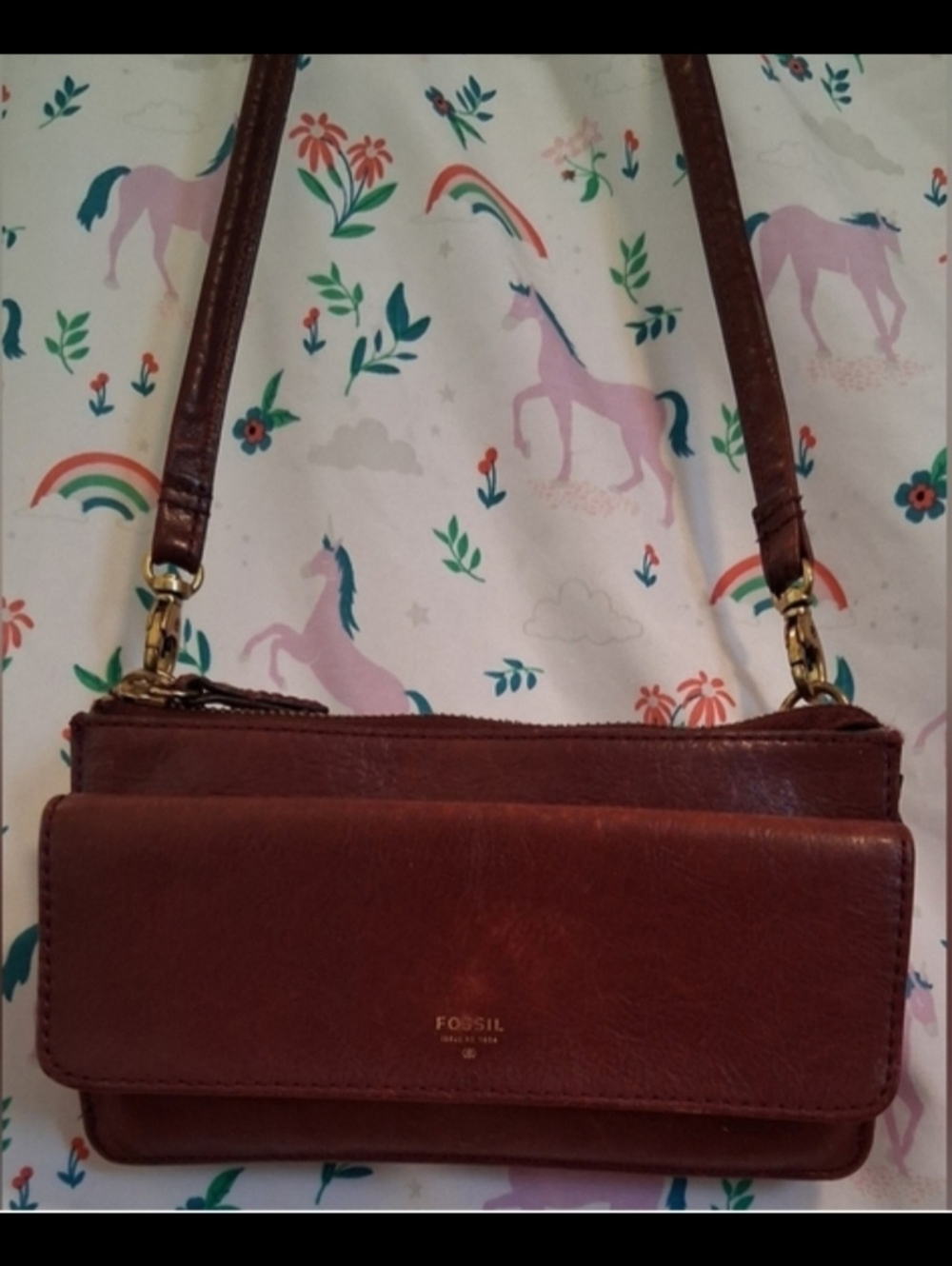 Fossil Tessa Red Distress Leather Boho Casual Crossbody Clutch Wallet Purse Bag
